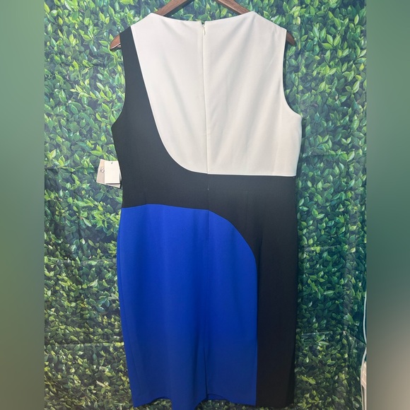 Kasper Asymmetrical Dress in White, Black, and Blue - Picture 2 of 4